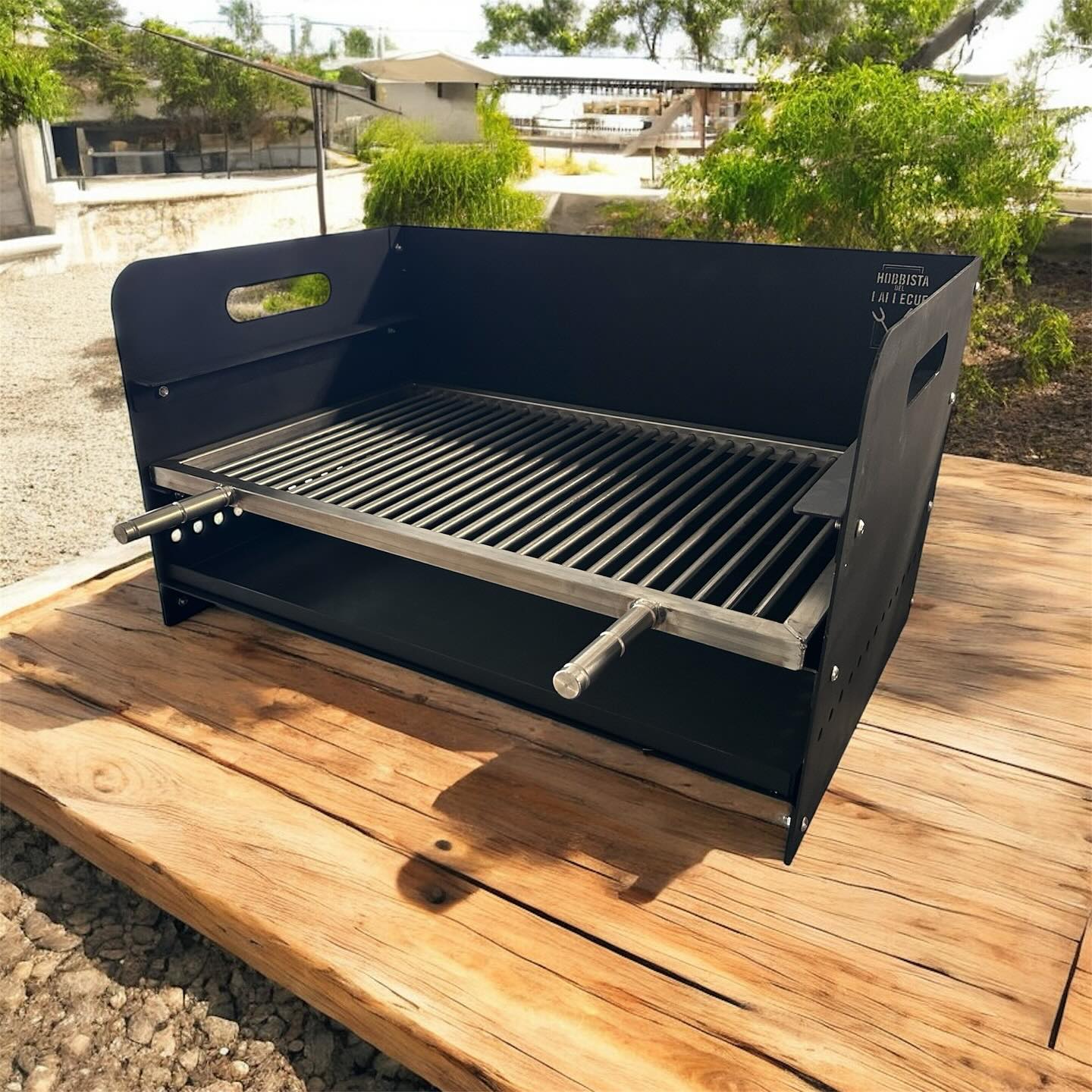 BARBECUE CAMPEGGIO IN FERRO 600X400